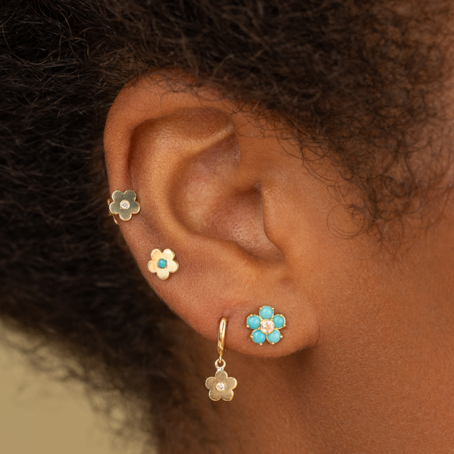 Single Mini Daisy Studs with Diamond Center