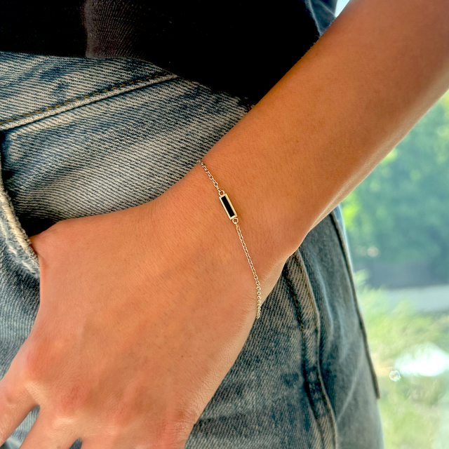 White Gold Onyx Inlay Bar Bracelet
