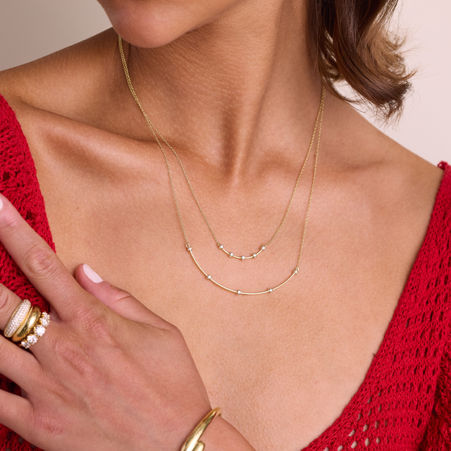 Illusion Set Diamond Curved Stick Necklace