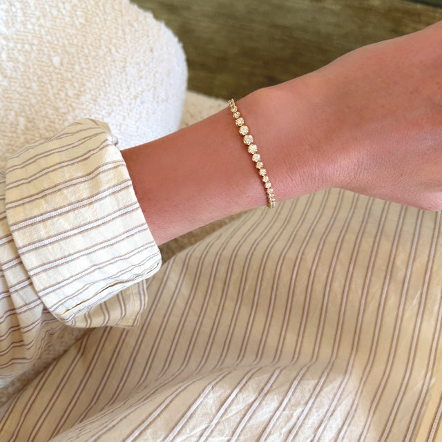 Graduated Diamond Tennis Bracelet