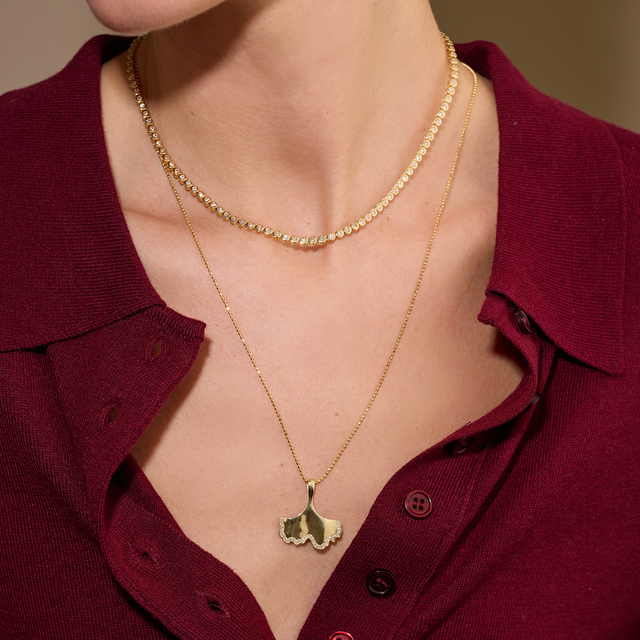 Luxe Gingko Leaf Pendant with Diamond Accent