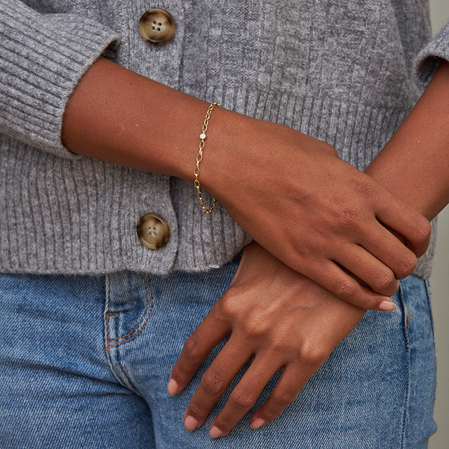 Small Edith Link Bracelet with Single Diamond Bezel Accent